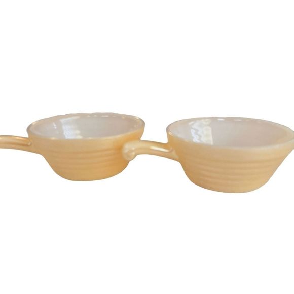 Vintage Fire King Peach Lustre Beehive Bowls With Handles‎ Set Of Four Bowls - Picture 4 of 8